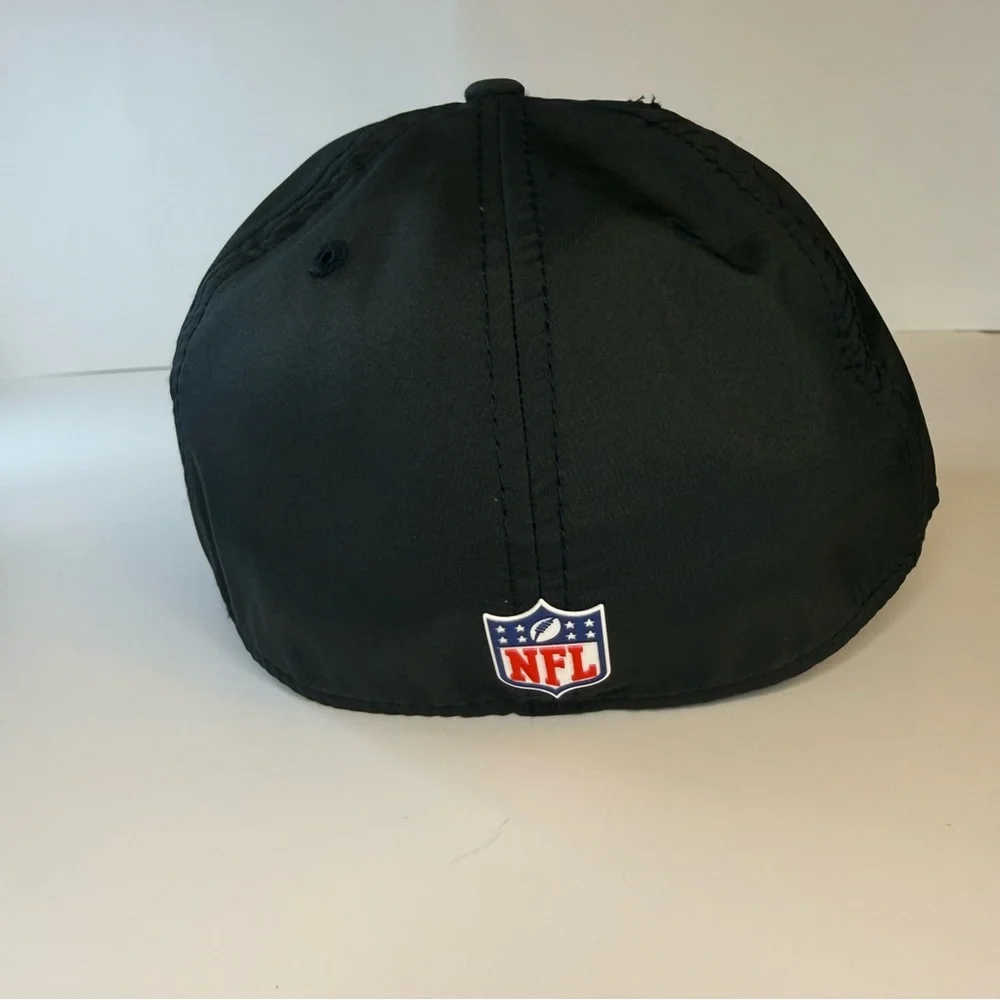 New Era 2025‎ Sideline Hot Weather Saints 39THIRTY Stretch Fit Hat S/M NFL NWT